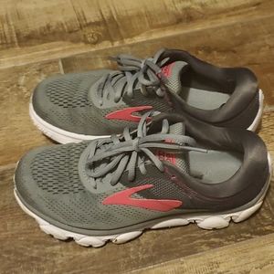 Brooks Anthem  running shoes